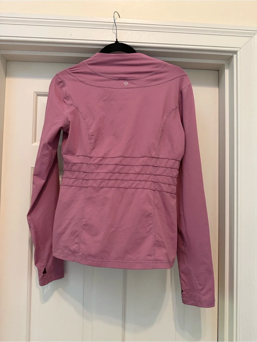 Lululemon Pleated Long Sleeve Yoga Top Size 8 - Dusty Rose/Pink